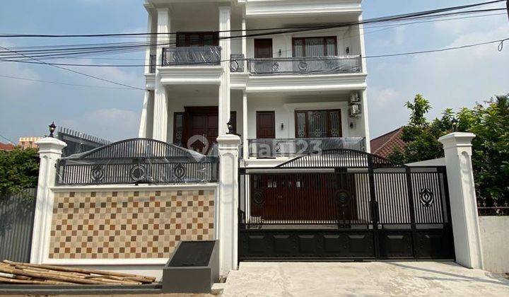 Rumah Baru Area Ciledug Delam Komplek 2