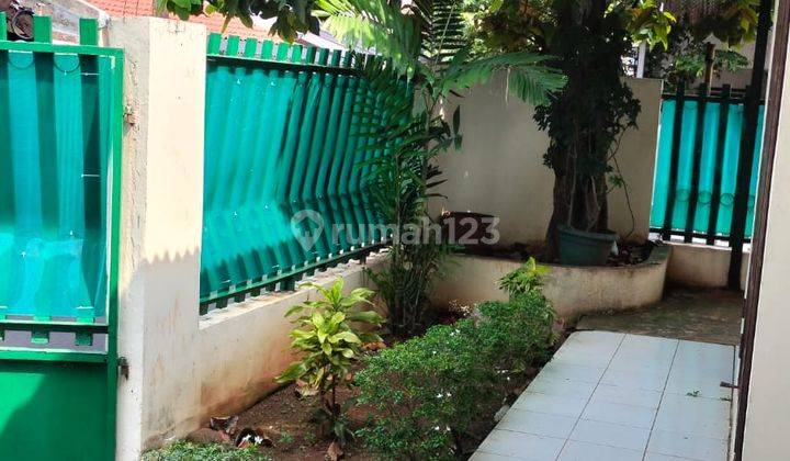 Rumah Bagus Unfurnished di Pondok Bambu, Jakarta Timur 7
