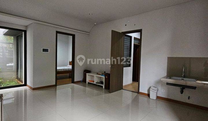 Rumah Luas Terawat Di Caelus Bsd City 2