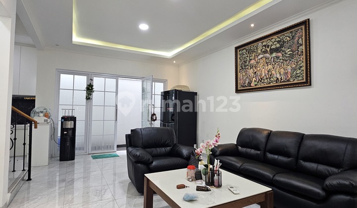 Rumah full renovasi furnish cakep Gading serpong bisa KPR