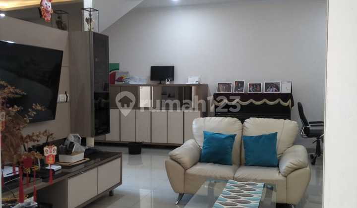 BIG PRICE DROP, VERY CHEAP, ALICANTE HOUSE GADING SERPONG, FURNISHED.
