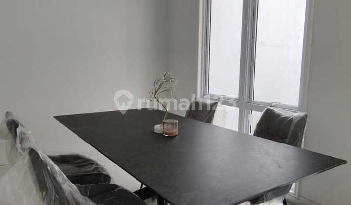 RUMAH LANGKA CAKEP SEMI FURNISHED Pasadena Gading Serpong 2