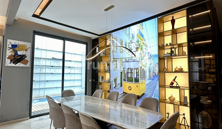 LUXURY HOUSE PRICE DROP AT NAVAPARK BSD WITH FURNISHINGS AND POOL