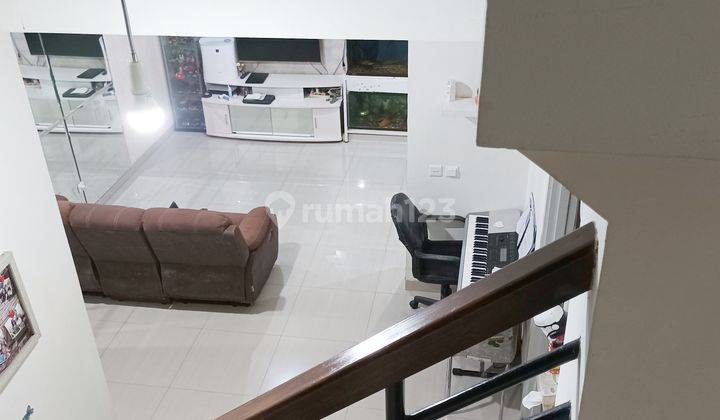 Rumah Dijual di Bsd The Icon, Tangerang. 2 Lantai, Bagus. Renovasi Full 1