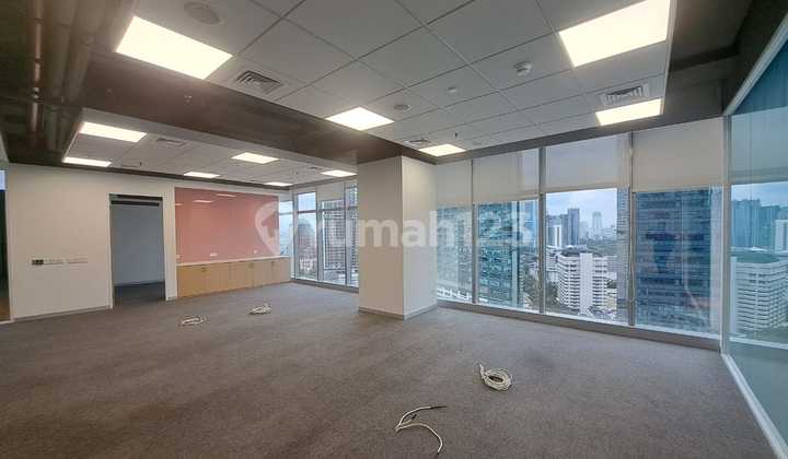 Office Space for Rent 681 m2 Ready to Use at RDTX Square Kuningan