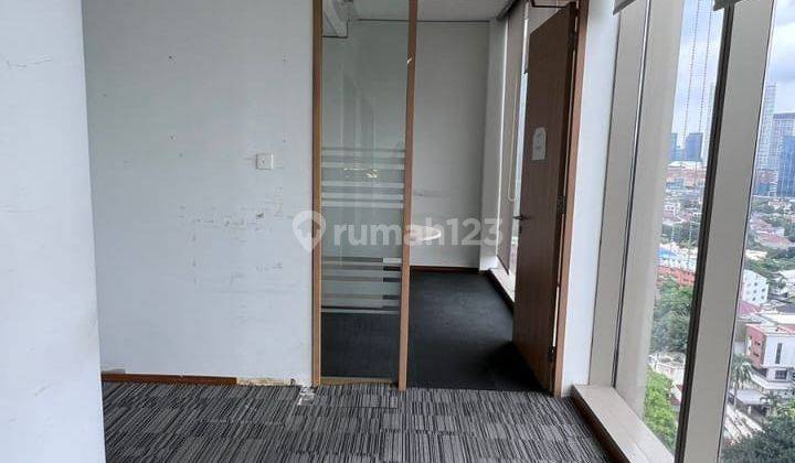 Sewa Kantor Partisi 341 M2 di Tempo Scan Tower Lokasi Prime 5