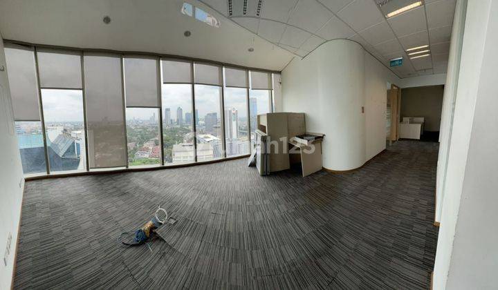 Sewa Kantor Partisi 341 M2 di Tempo Scan Tower Lokasi Prime 7