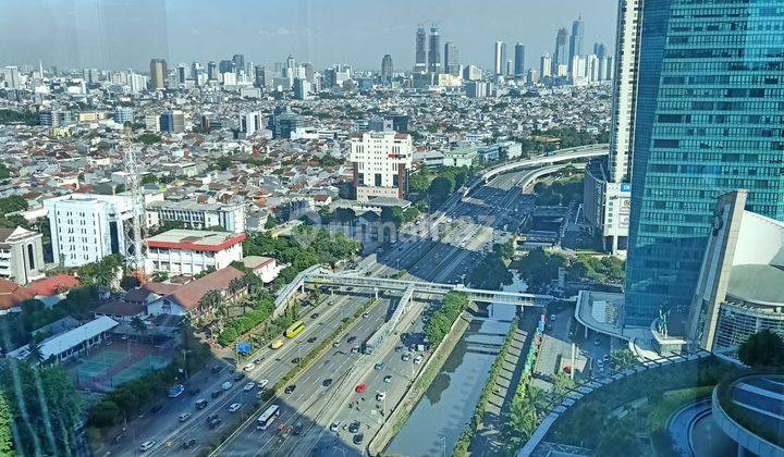 Sewa Kantor 174 M2 Siap Pakai di Soho Capital Jakbar Termurah 10