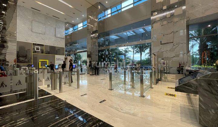 Sewa Murah Kantor 204m2 di Soho Capital Central Park Kondisi Bare 10