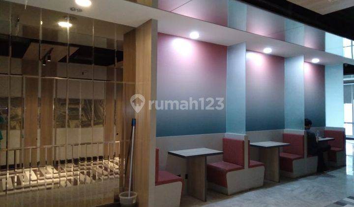 Sewa Kantor 175 M2 di Soho Capital Jakbar Sdh Partisi, Hrg Nego 10