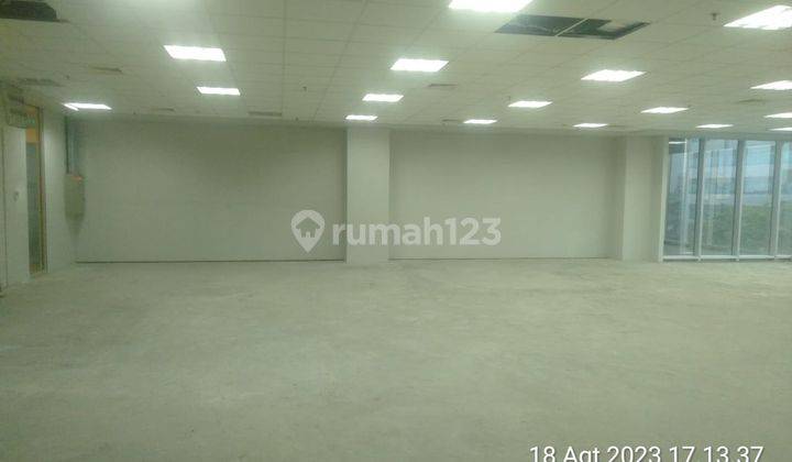 Sewa Kantor 253 M2 Kondisi Bare di Jagat Building Tomang, Nego 2