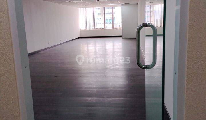 Sewa Kantor 64 M2 di Plaza Sentral Sudirman, Murah, Nego, Lokasi Prime 2