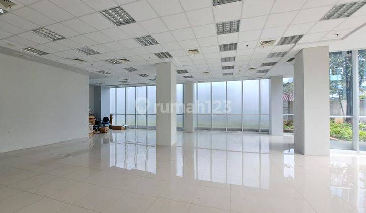 Sewa Space 215 M2 Utk Kantor, Showroom di Jagat Building Tomang 2