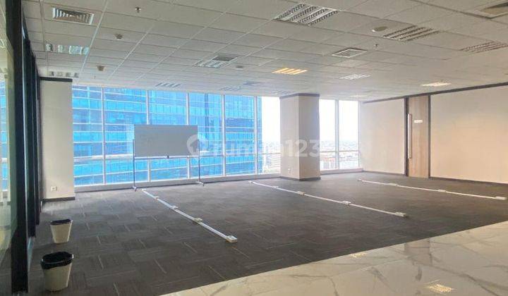 Sewa Kantor 468 M2 di Menara Sunlife Mega Kuningan, Kondisi Fitted 1