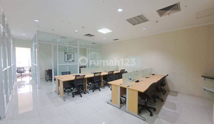 Sewa Kantor Soho Capital Central Park Full Furnish 136 M2 Hrg Nego 2