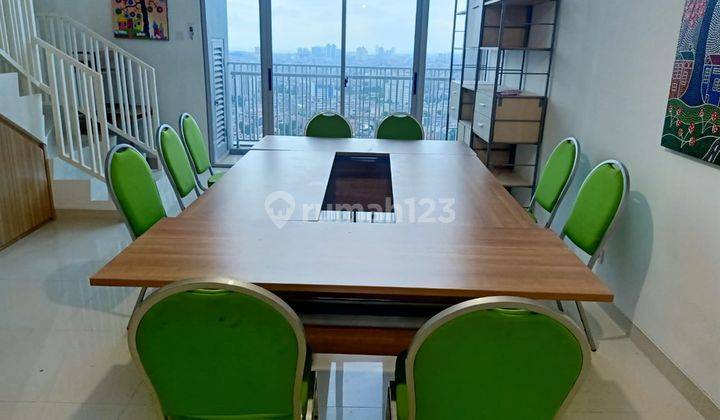 Sewa Kantor Semi Furnish 102 M2 di Soho Podomoro City Central Park 2