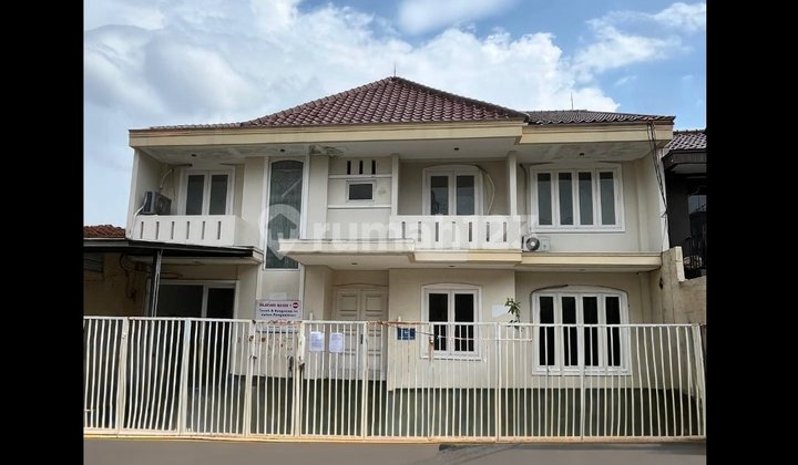 Dijul. Murah. Rumah. Bagus Di.kemang. Taman.bukit