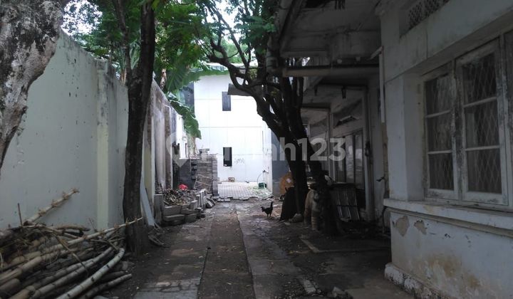 di Syamsurizal hadap Utara bagus Butuh Renovasi di Syamsurizal hadap Utara bagus Butuh Renovasi