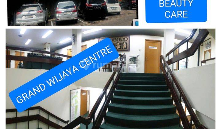 Gedung Beauty Care di Grand Wijaya Centre Bagus 1