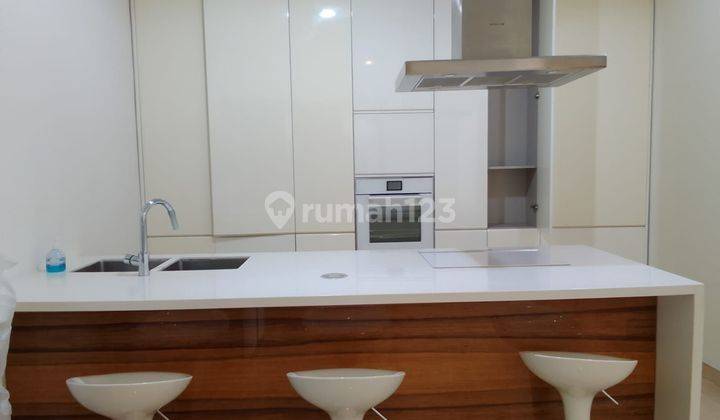 Pakubuwono Residences Apartemen 3 Kamar Tidur Sudah Renovasi Furnished 2