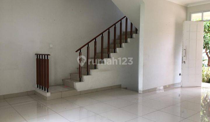 Disewa Rumah Siap Huni di Cluster Vernonia Summarecon Bekasi 9