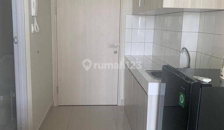 Disewa Apartemen Springlake Tower Frezia Lantai 15 3