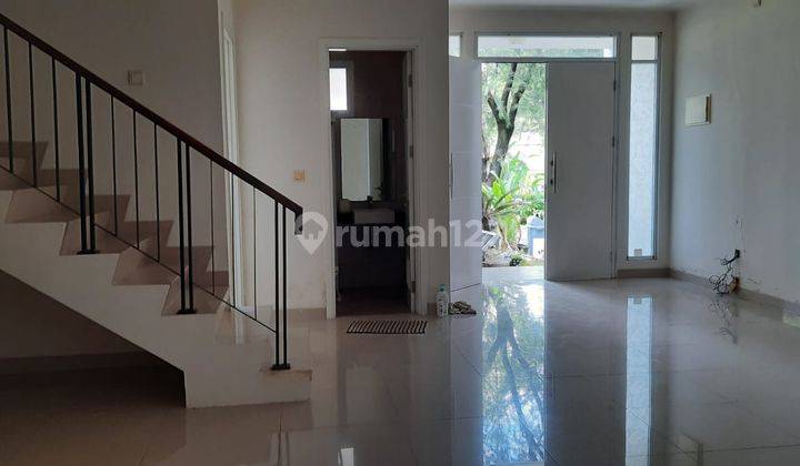 Rumah 2 Lantai Bagus Unfurnished SHM di Grand Galaxy City, Bekasi 2