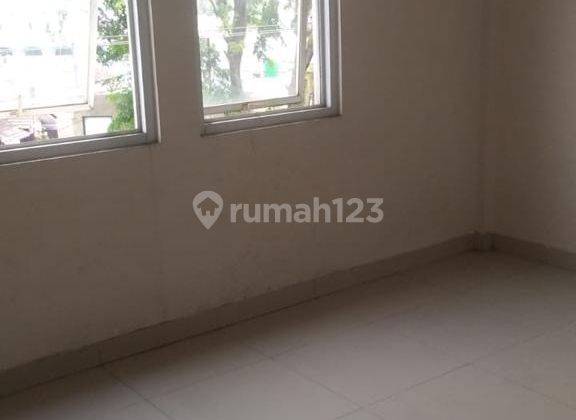 Dijual Cepat Ruko 3 Lantai Sertifikat SHM Di Jalan Raya Pekayon, Bekasi Selatan  2