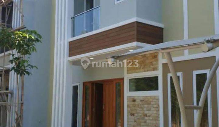 Dijual Cepat Rumah Bagus 2 Lantai di Perumahan Callista Prima  1