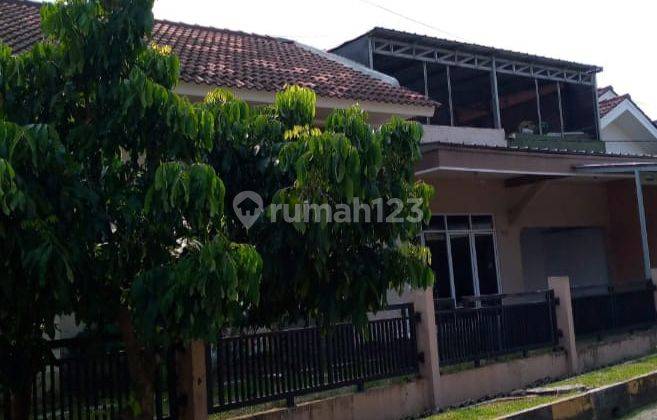 Rumah Nyaman, Asri di Perumahan Peninsula Galaxy Bekasi 1