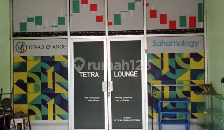 For rent 2-story shop house in Duren Sawit