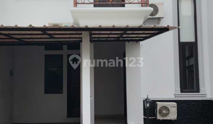 Townhouse Eksklusif Cipinang Muara - Space Lega, Banyak Kamar, Bebas Banjir!