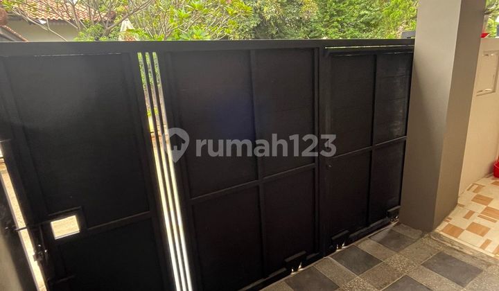 House for Sale in Pulo Permatasari Housing Complex, Pekayon Jaya 2