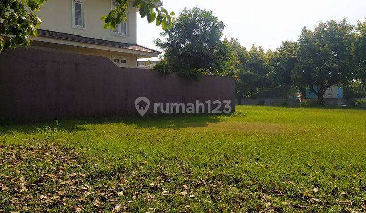 Dijual Lahan Seluas 594 M2 di Perumahan Kemang Pratama Regency 2