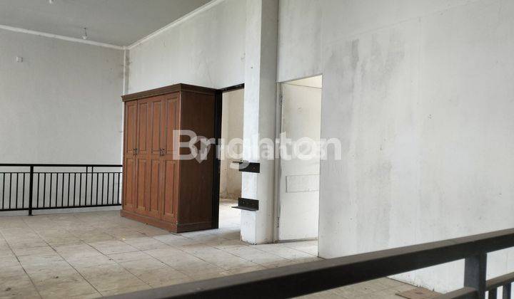 RUKO KAN 2 PINTU JADI 1 LOA JANAN 2