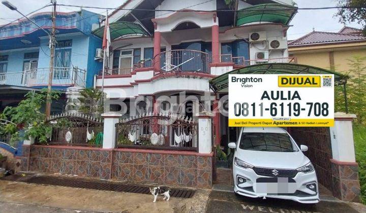 RUMAH YANG ESTETIK UNTUK KELUARGA DI PERUMAHAN SAMARINDA 1