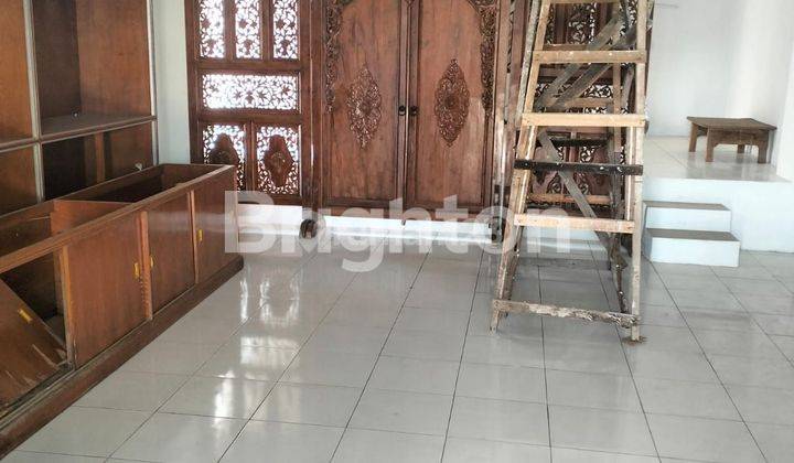 RUKO PINGGIR JALAN 2 ½ LANTAI SAMARINDA 2