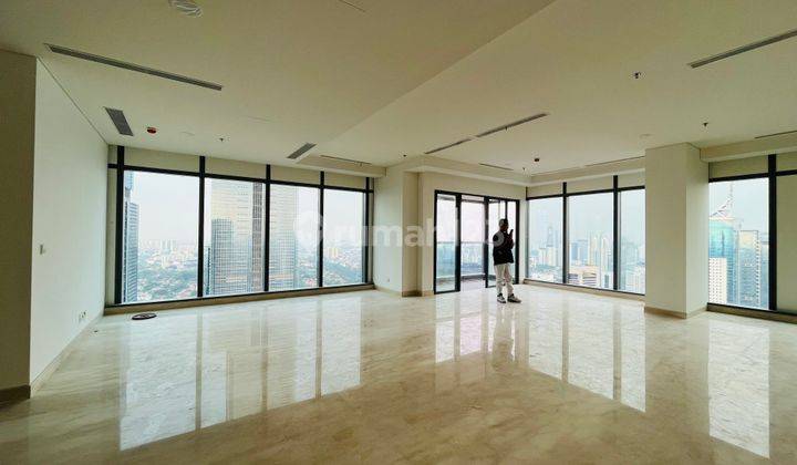 Penthouse Unit di 57 Promenade Apartmen, Hanya Ada Dua Unit, Top Floor, Tiga Sisi Cahaya 1