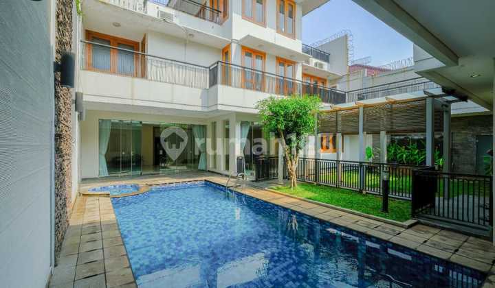 Beautiful Minimalis House At Pondok Indah