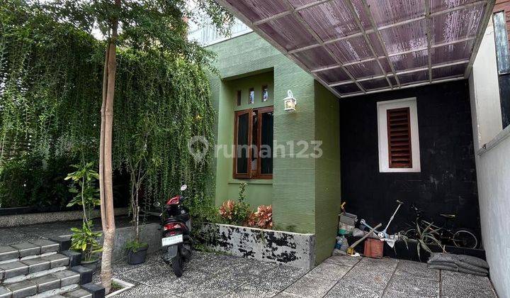 Rumah Mewah 2 Lantai Strategis Dan Asri Dalam Perumahan 2