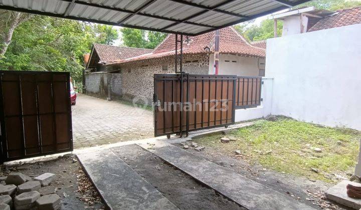 Rumah Cantik Minimalis Dengan Tanah Luas  2