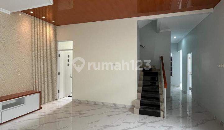 RUMAH MEWAH MODERN 2 LANTAI BERKUALITAS PREMIUM 2