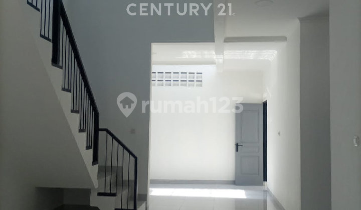 Rumah Baru Modern Minimalis Antapani Bandung Kota