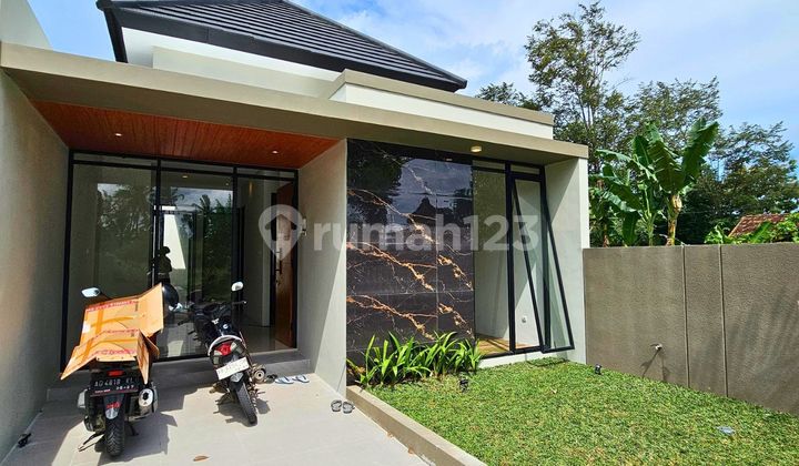 Model Rumah Paling Diminati. Jl Kaliurang Km ******** Dekat Kampus Uii