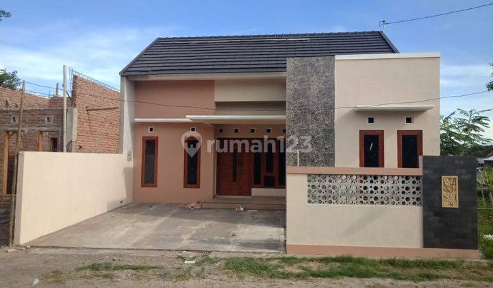 6 unit Rumah Murah Minimalis Modern di Sidokarta Godean 1