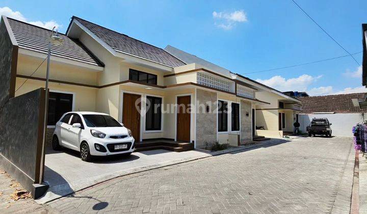 RUMAH CANTIK MINIMALIS CLUSTER PURWOMARTANI. DEKAT SWALAYAN PAMELA 2