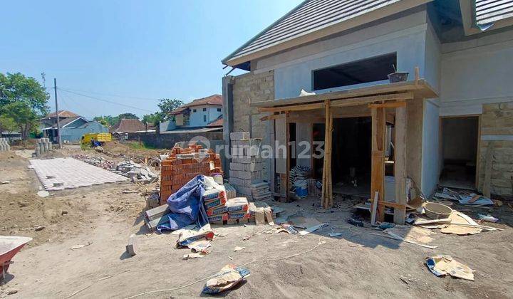 RUMAH BESAR MURAH DEKAT KAMPUS UII DAN PASAR JANGKANG 2