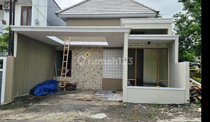 RUMAH BARU MODERN DALAM PERUM SUKOHARJO DEKAT KAMPUS UII, JL KALIURANG KM 13 JOGJA 1