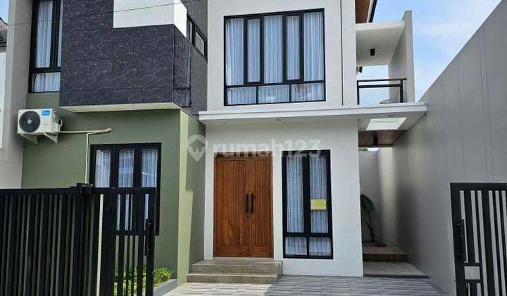 RUMAH FULL FURNISHED MEWAH GAYA SCANDINAVIAN DALAM PERUM SUKOHARJO RESIDENCE JL KALIURANG KM 12. DEKAT KAMPUS UII 1