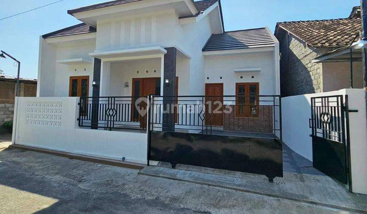 RUMAH MURAH DEKAT SEKOLAH BUDIMULIA TAJEM 2